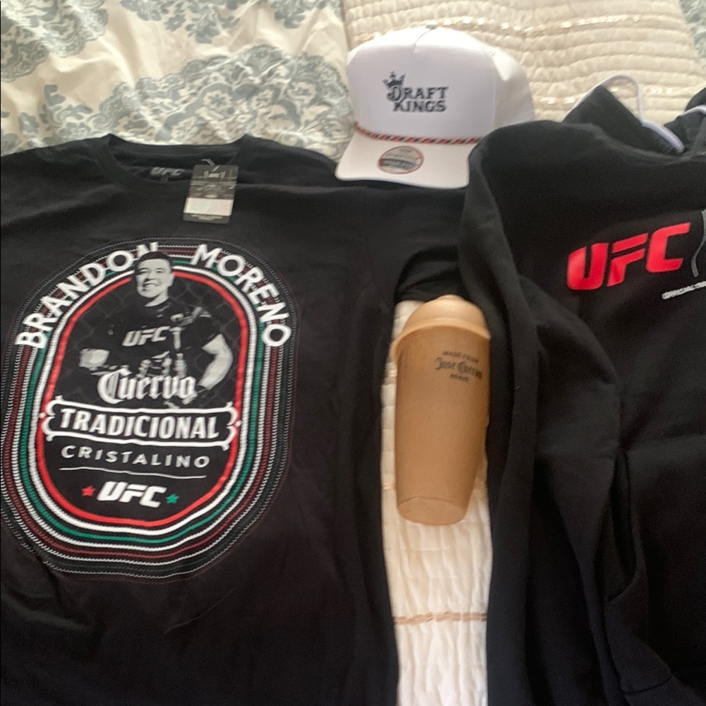 UFC Black and Red Apparel Set with DraftKings Cap